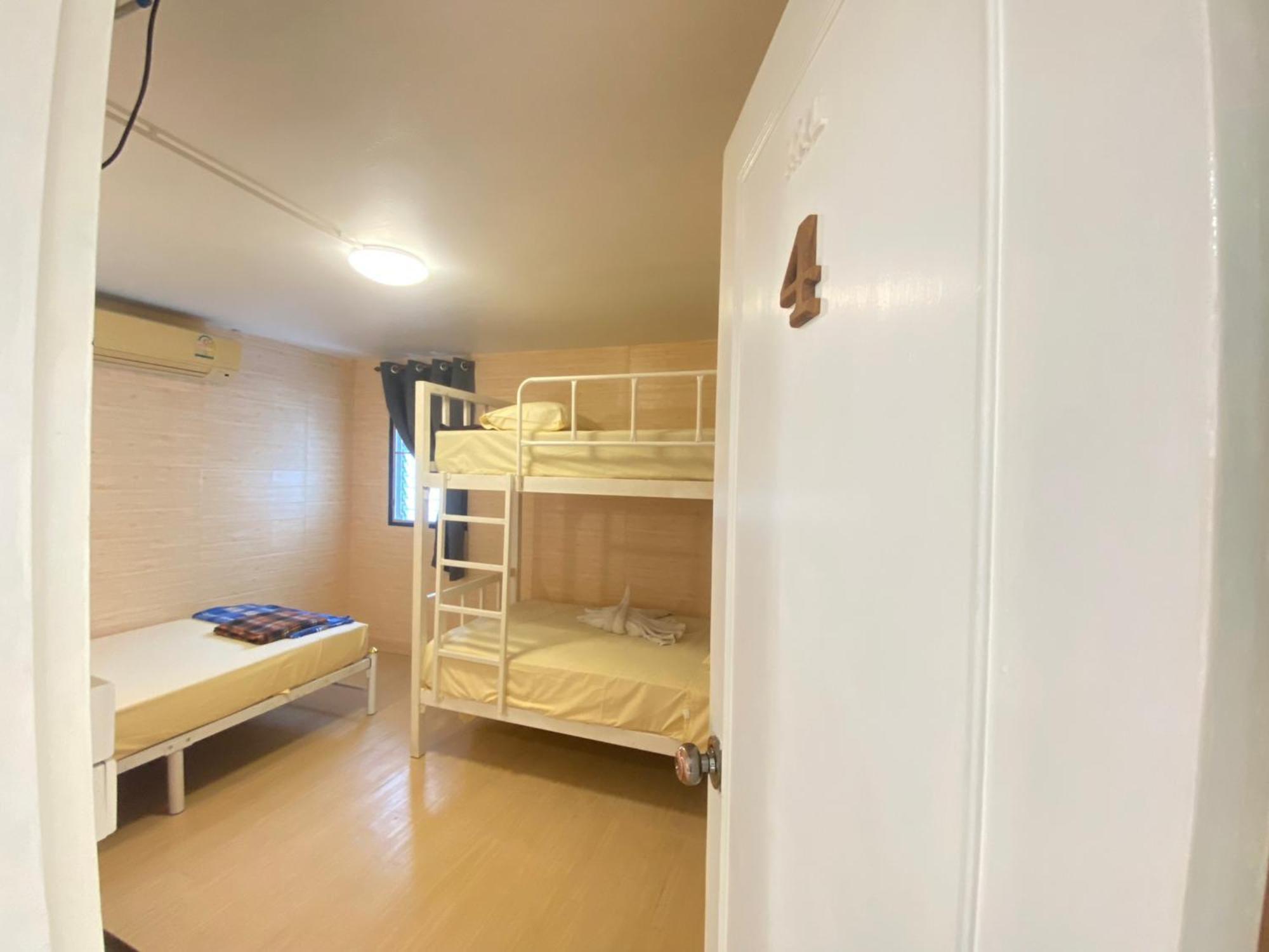 Steve Lady Hostel Bangkok Buitenkant foto