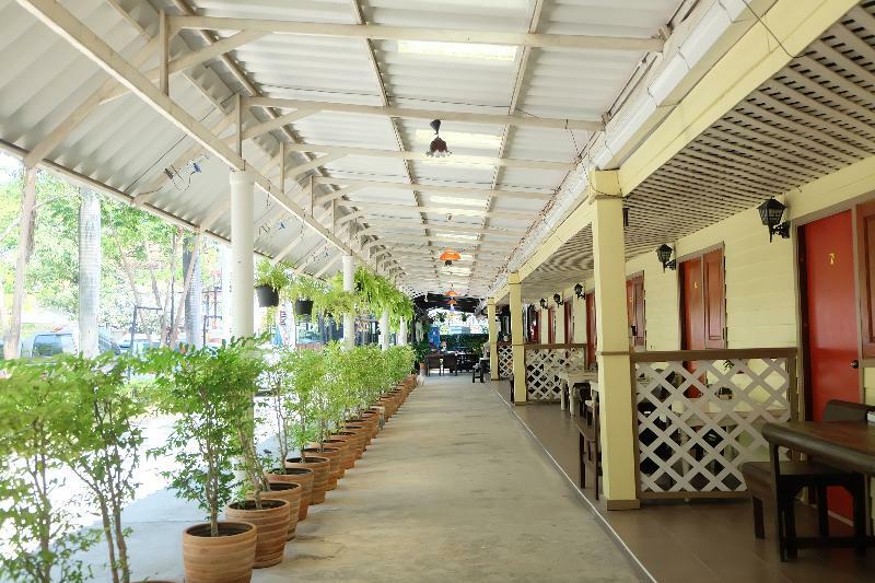 Steve Lady Hostel Bangkok Buitenkant foto